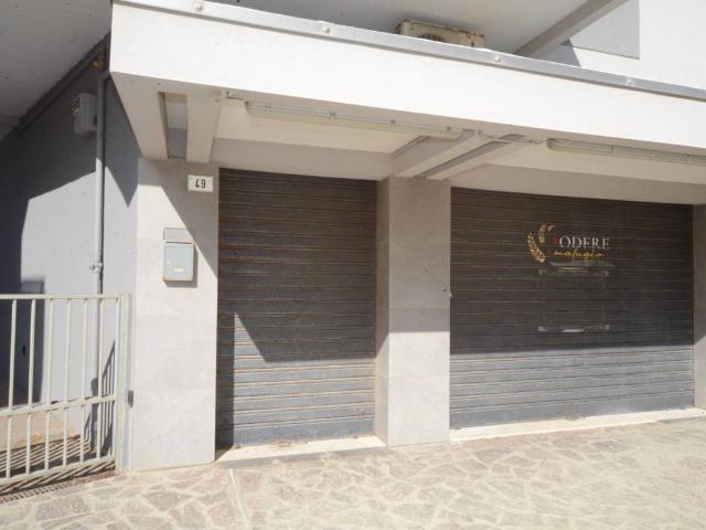 Locale Commerciale in vendita a Valverde, Cesenatico
