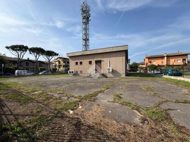 Locale Commerciale in vendita a Valverde, Cesenatico