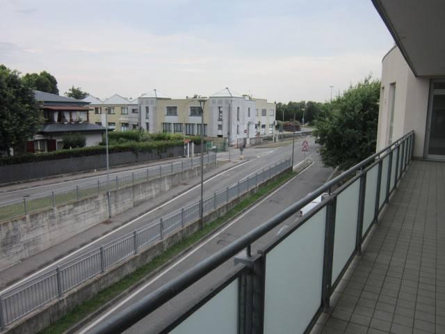 Locale Commerciale in vendita a Fornaci, Chiari