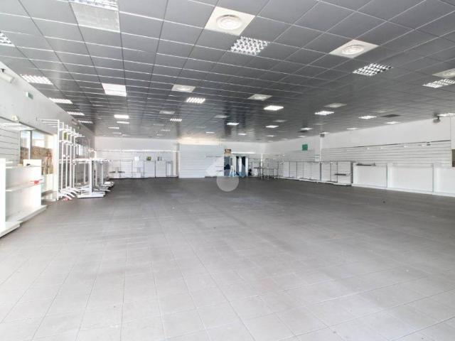 Locale Commerciale in vendita a Fornaci, Chiari