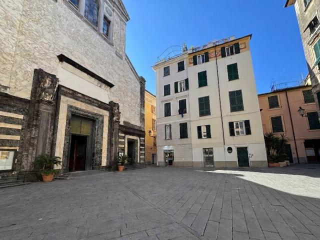 Locale Commerciale in vendita a Sampierdicanne, Chiavari