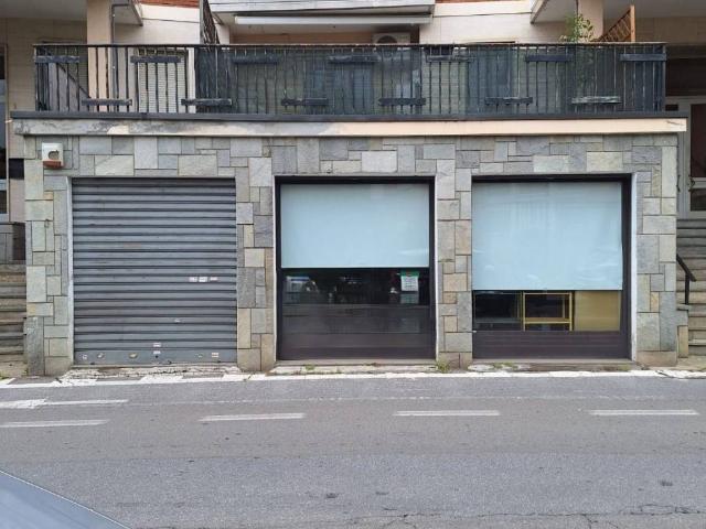 Locale Commerciale in vendita a Piemonte, Torino