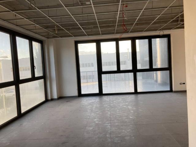 Locale Commerciale in vendita a Chieti Scalo, Chieti