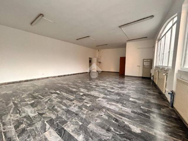 Locale Commerciale in vendita a Belvedere, Chiuduno