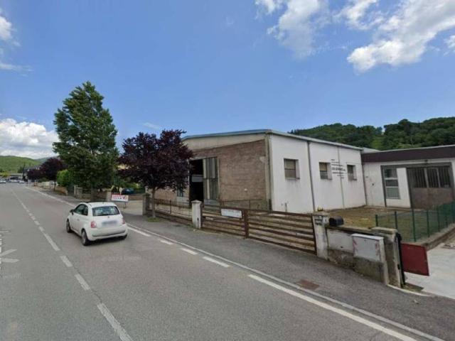Locale Commerciale in vendita a Chiusi Della Verna, Toscana