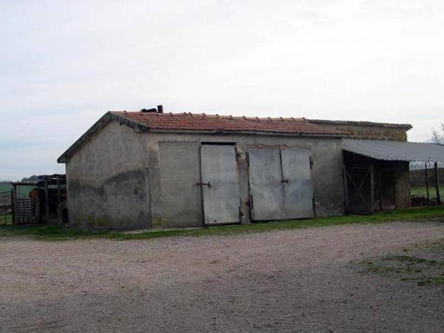 Locale Commerciale in vendita a Cinigiano, Toscana