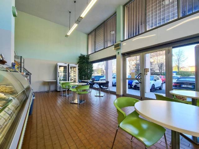 Locale Commerciale in vendita a Zona Omogenea Milano Nord, Cinisello Balsamo