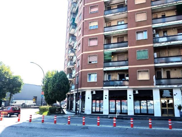 Locale Commerciale in vendita a Zona Omogenea Milano Nord, Cinisello Balsamo