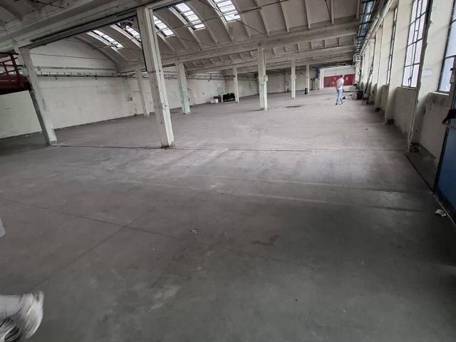 Locale Commerciale in vendita a Zona Omogenea Milano Nord, Cinisello Balsamo