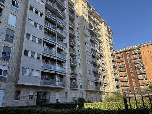 Locale Commerciale in vendita a Zona Omogenea Milano Nord, Cinisello Balsamo