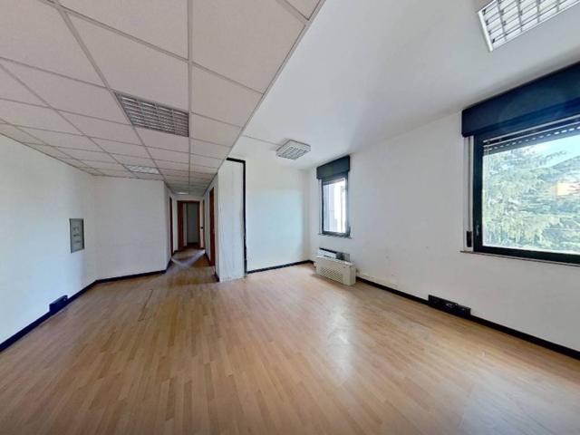 Locale Commerciale in vendita a Zona Omogenea Milano Nord, Cinisello Balsamo