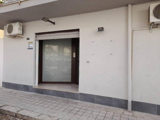 Locale Commerciale in vendita a Cinisi, Sicilia