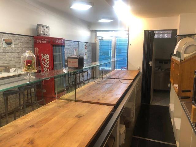 Locale Commerciale in vendita a San Leo Bastia, Umbria