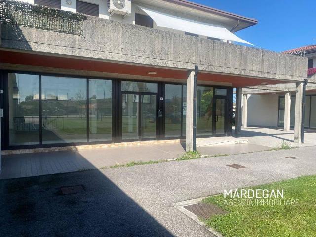 Locale Commerciale in vendita a San Donato, Cittadella