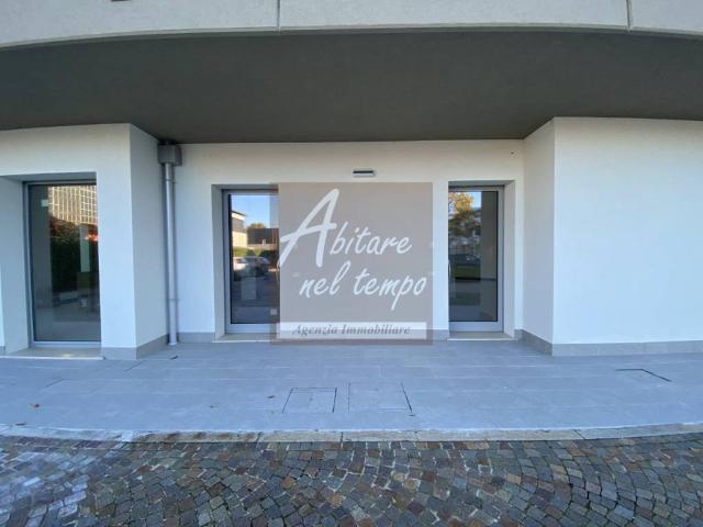 Locale Commerciale in vendita a Cittadella, Veneto