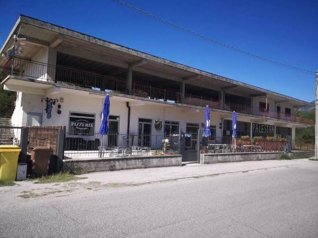 Locale Commerciale in vendita a San Vincenzo Valle, Abruzzo