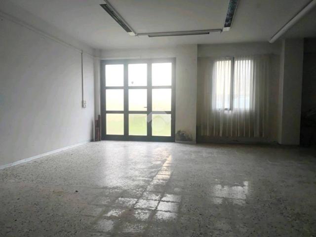 Locale Commerciale in vendita a Unione di Comuni della Romagna Forlivese, Cusercoli