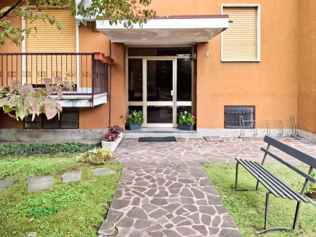 Locale Commerciale in vendita a Comunità Montana Valli del Verbano, Trevisago