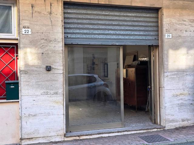 Locale Commerciale in vendita a Unione Delta del Po, Codigoro