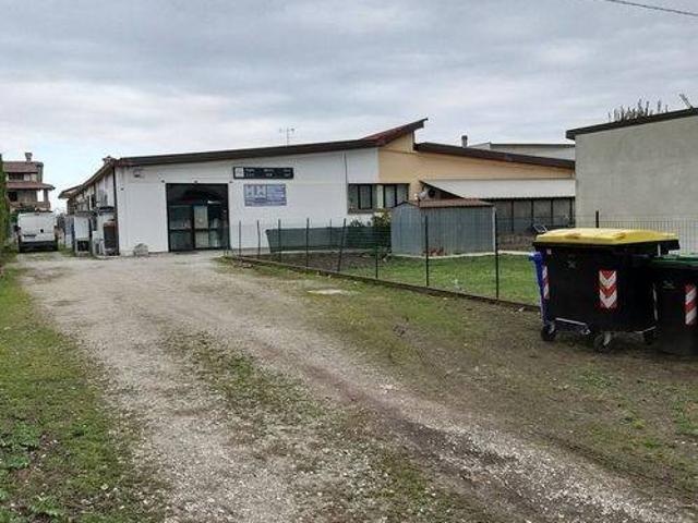 Locale Commerciale in vendita a Unione Delta del Po, Codigoro