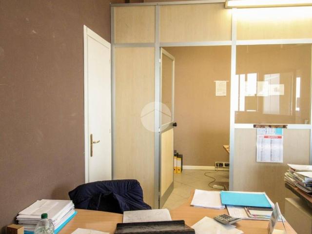 Locale Commerciale in vendita a Codogno, Lombardia