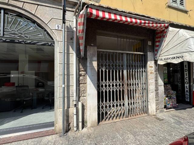 Locale Commerciale in vendita a Codogno, Lombardia