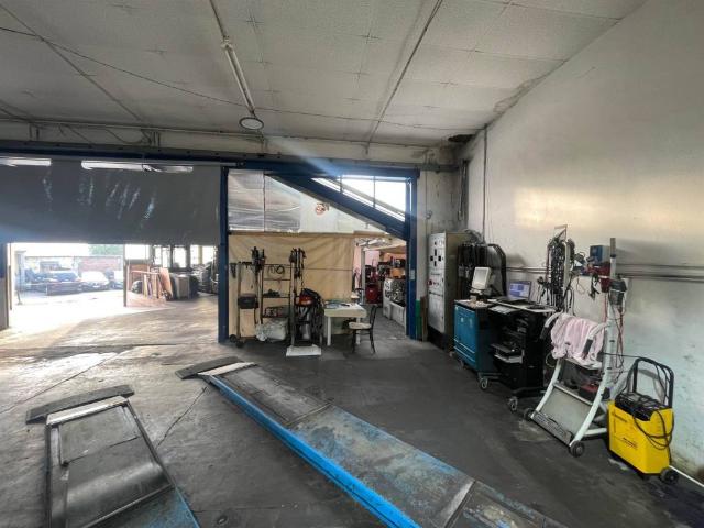 Locale Commerciale in vendita a Codogno, Lombardia