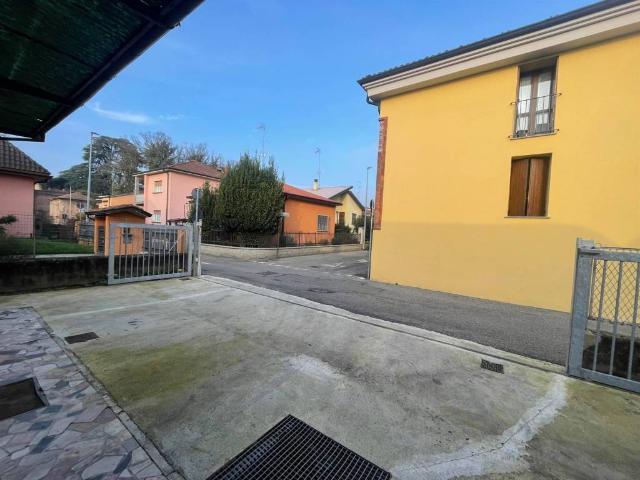 Locale Commerciale in vendita a Codogno, Lombardia