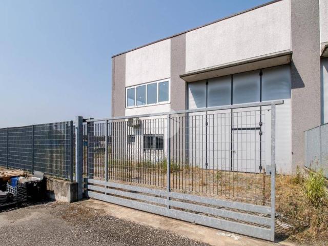 Locale Commerciale in vendita a Codogno, Lombardia