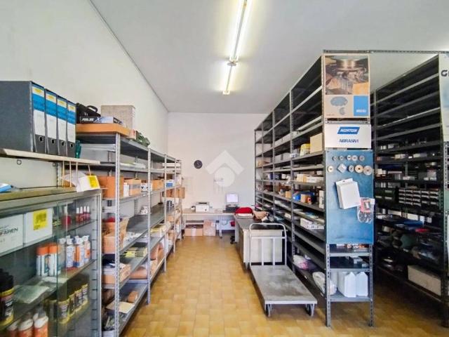 Locale Commerciale in vendita a Codogno, Lombardia