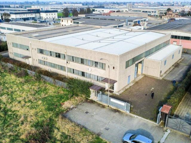 Locale Commerciale in vendita a Codogno, Lombardia
