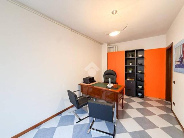Locale Commerciale in vendita a Codogno, Lombardia