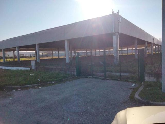Locale Commerciale in vendita a Codogno, Lombardia