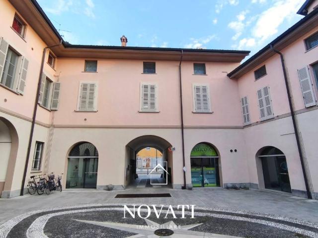 Locale Commerciale in vendita a Codogno, Lombardia