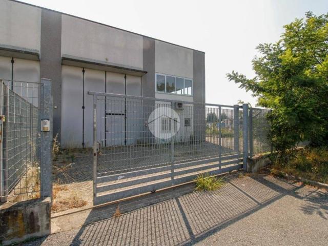 Locale Commerciale in vendita a Codogno, Lombardia