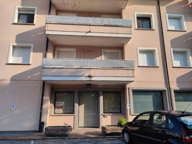 Locale Commerciale in vendita a Codroipo, Friuli-Venezia Giulia