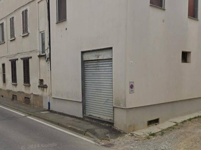 Locale Commerciale in vendita a Cogliate, Lombardia