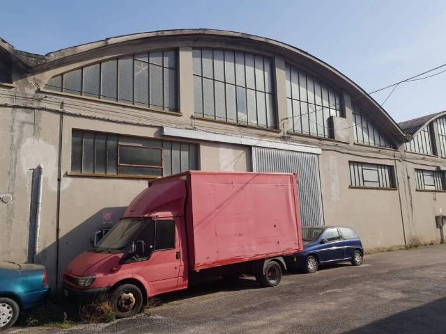 Locale Commerciale in vendita a Colli al Metauro, Marche