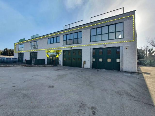 Locale Commerciale in vendita a Colli al Metauro, Marche