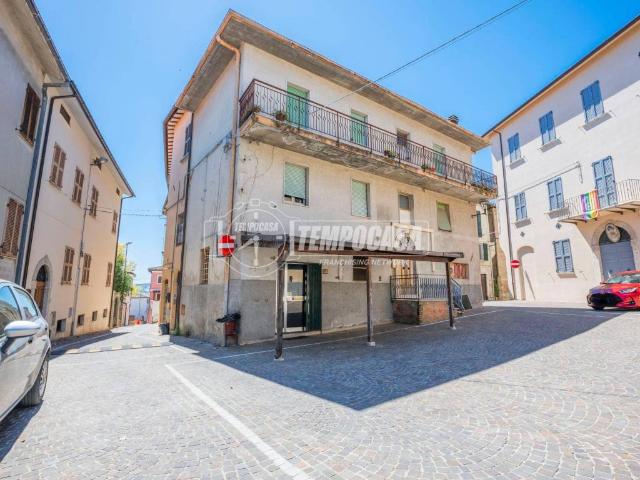 Locale Commerciale in vendita a Marche, Ascoli Piceno