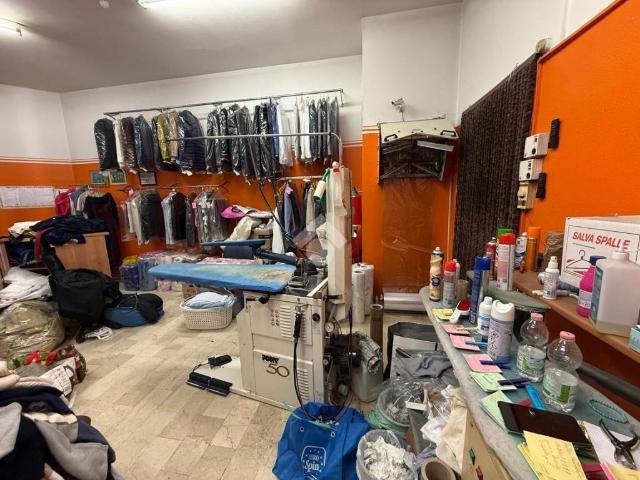 Locale Commerciale in vendita a Cologno Al Serio, Lombardia