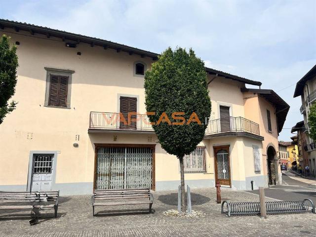 Locale Commerciale in vendita a Cologno Al Serio, Lombardia