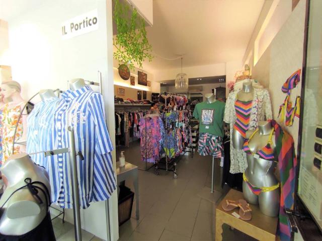 Locale Commerciale in vendita a Villaggio Galattico, Comacchio