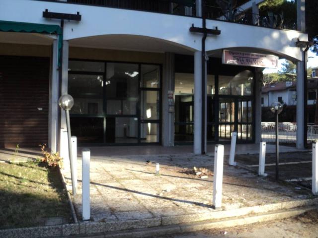 Locale Commerciale in vendita a Comacchio, Reggio Emilia