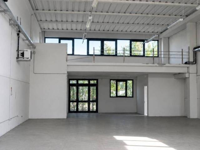 Locale Commerciale in vendita a Comacchio, Reggio Emilia
