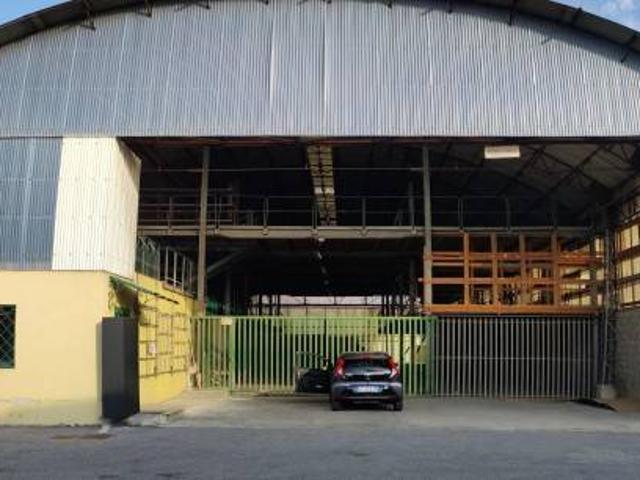 Locale Commerciale in vendita a Camerlata, Como