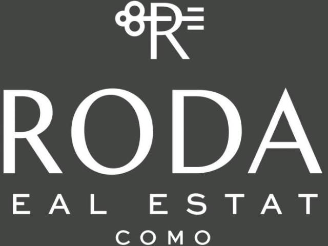 Locale Commerciale in vendita a Casetta, Como