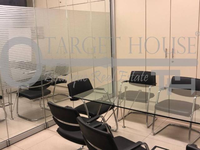 Locale Commerciale in vendita a Santa Marta, Como