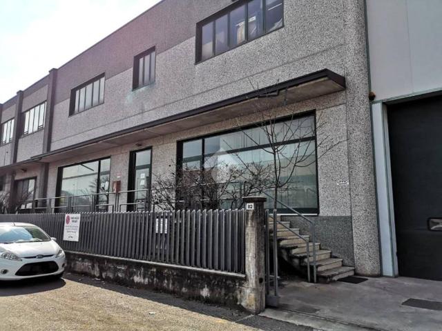 Locale Commerciale in vendita a Comunità montana della valle Trompia, Concesio
