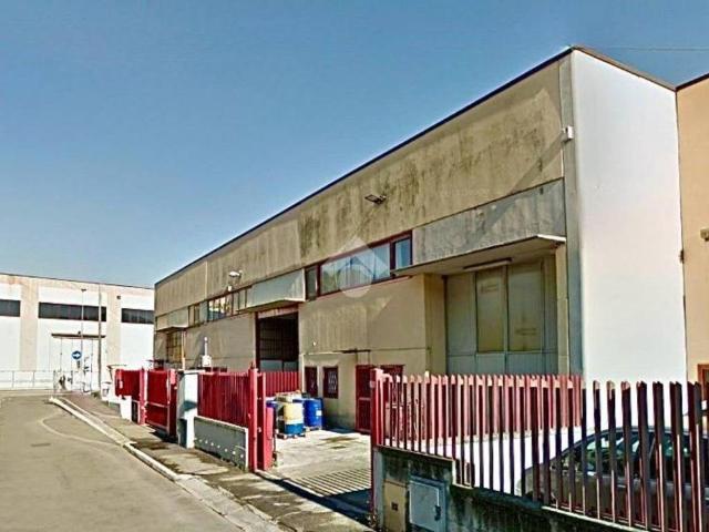 Locale Commerciale in vendita a Comunità montana della valle Trompia, Concesio